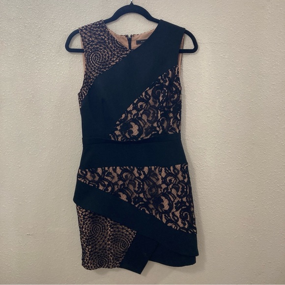 BCBG MAXAZRIA Dalia Lace Elegant Black and Nude Dress Party Cocktail Sz 6 - Picture 4 of 14